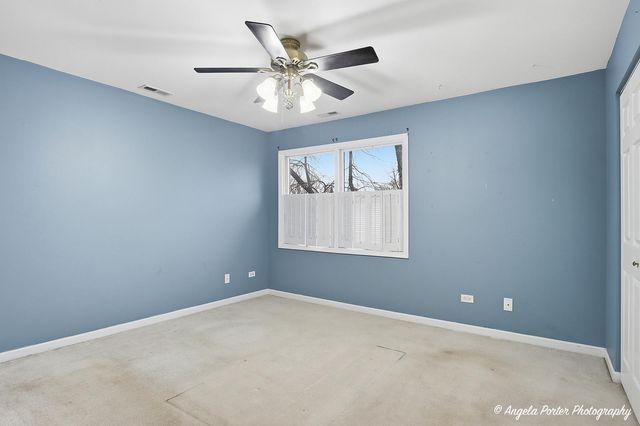 33639 N Greentree Road, Grayslake, IL 60030