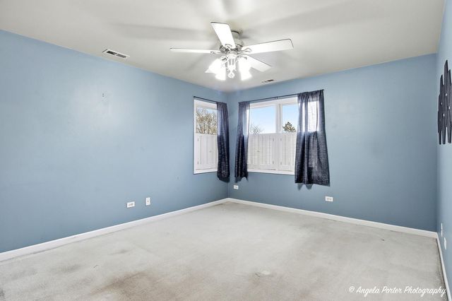 33639 N Greentree Road, Grayslake, IL 60030