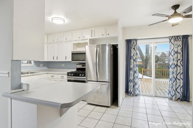 33639 N Greentree Road, Grayslake, IL 60030