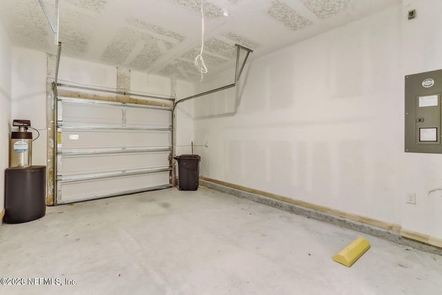 832 OBSERVATORY Parkway, Jacksonville, FL 32218