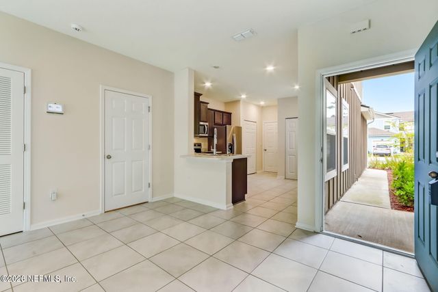 832 OBSERVATORY Parkway, Jacksonville, FL 32218