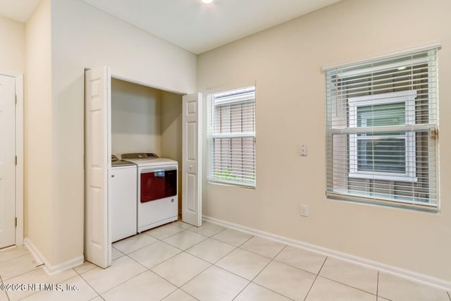 832 OBSERVATORY Parkway, Jacksonville, FL 32218