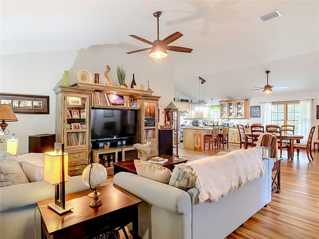 80 COMMUNITY DRIVE, Debary, FL 32713