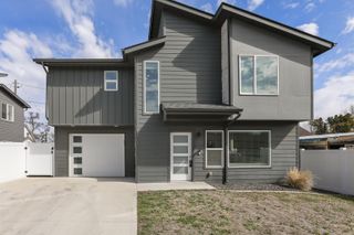 11909 E 2nd Ln, Spokane Valley, WA 99206
