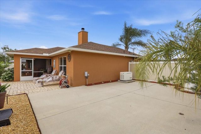5 ZORLOU COURT, Palm Coast, FL 32164