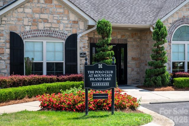 5108 Polo Gate Boulevard, Charlotte, NC 28216