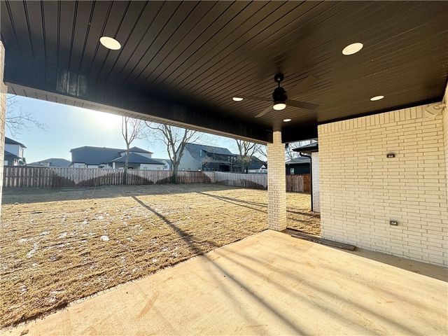 6703 SW Heartbeat Street, Bentonville, AR 72713