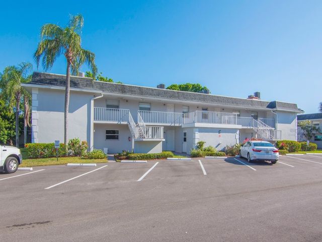 1166 6th Avenue C5, Vero Beach, FL 32960
