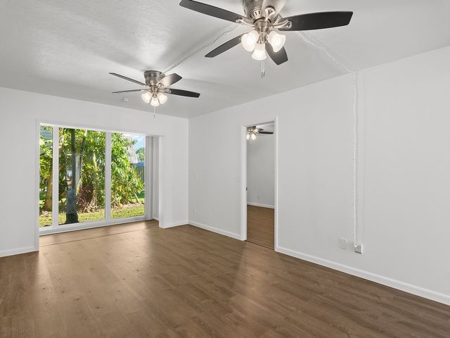 1166 6th Avenue C5, Vero Beach, FL 32960