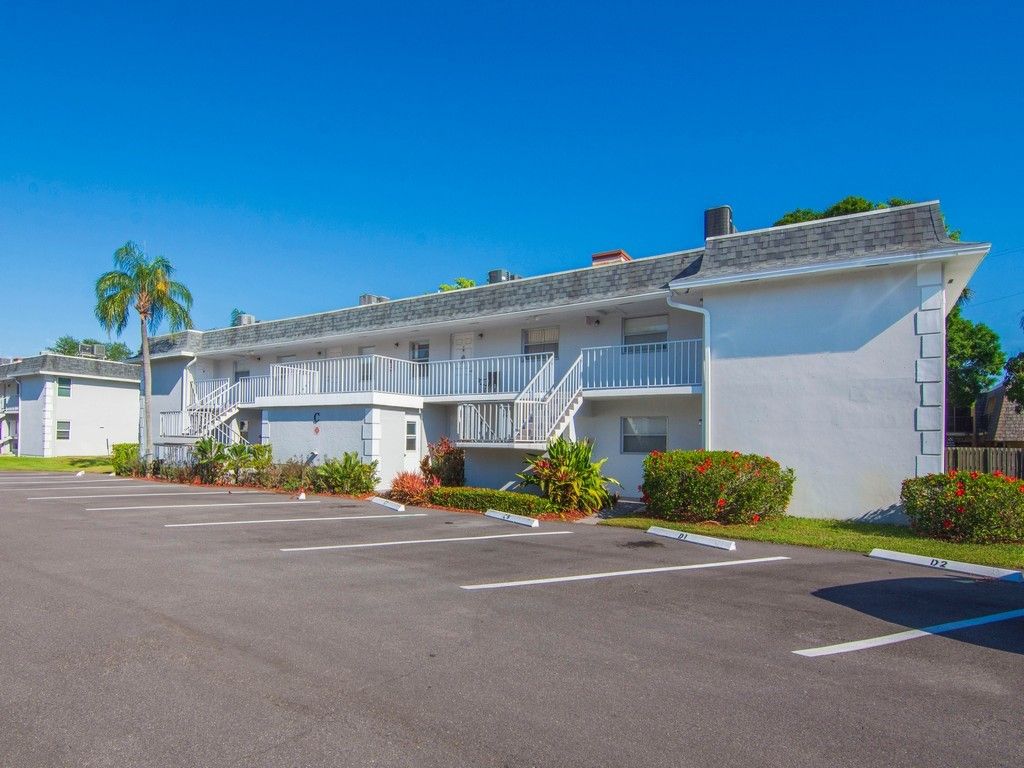 1166 6th Avenue C5, Vero Beach, FL 32960