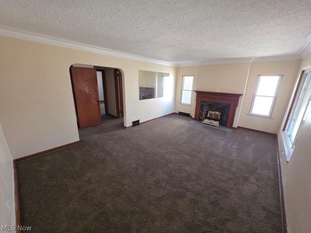 4262 W 62nd Street, Cleveland, OH 44144