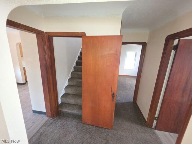 4262 W 62nd Street, Cleveland, OH 44144