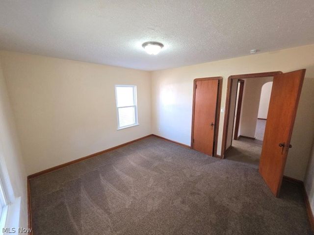 4262 W 62nd Street, Cleveland, OH 44144