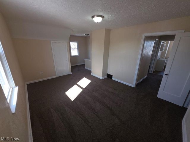 4262 W 62nd Street, Cleveland, OH 44144