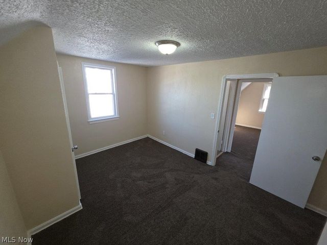 4262 W 62nd Street, Cleveland, OH 44144