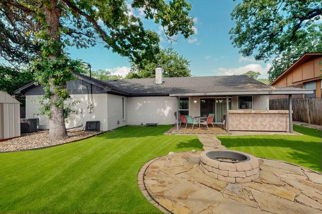 5700 Kingstree Court, Arlington, TX 76017