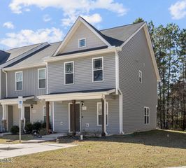 129 Longleaf Pine Street, Clayton, NC 27527