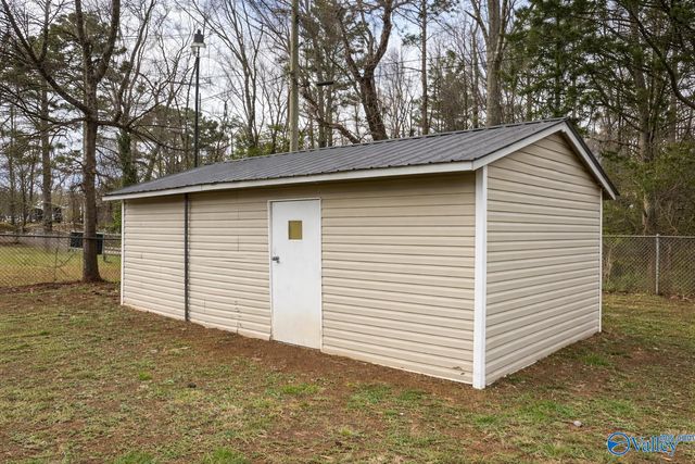 1226 Thomas Drive SW, Decatur, AL 35601