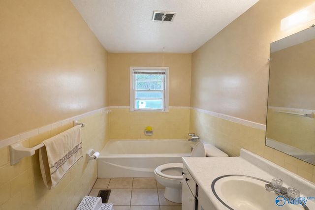 1226 Thomas Drive SW, Decatur, AL 35601