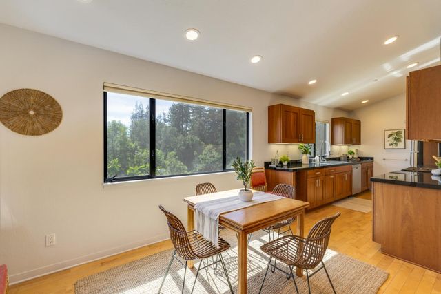 1080 Larsen Road, Aptos, CA 95003