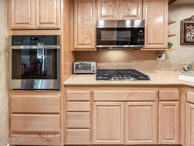29717 Strawberry Hill Drive, Agoura Hills, CA 91301
