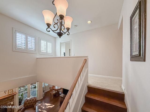 29717 Strawberry Hill Drive, Agoura Hills, CA 91301