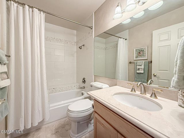 29717 Strawberry Hill Drive, Agoura Hills, CA 91301