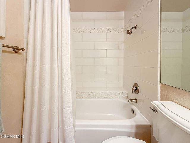 29717 Strawberry Hill Drive, Agoura Hills, CA 91301