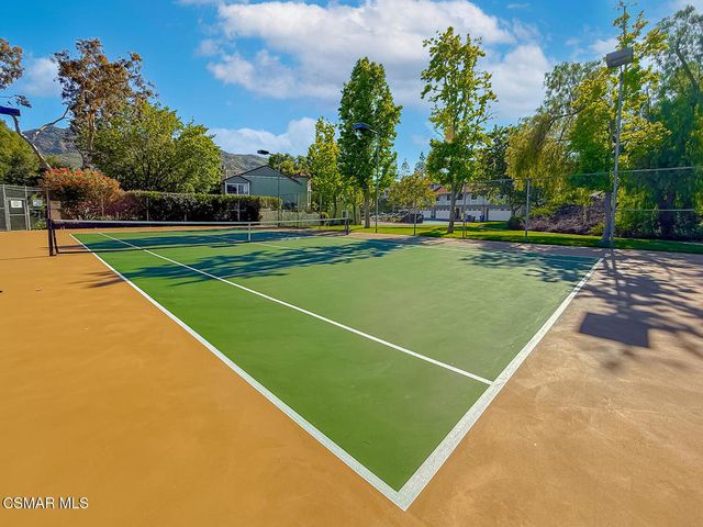 29717 Strawberry Hill Drive, Agoura Hills, CA 91301