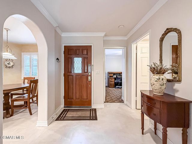 29717 Strawberry Hill Drive, Agoura Hills, CA 91301