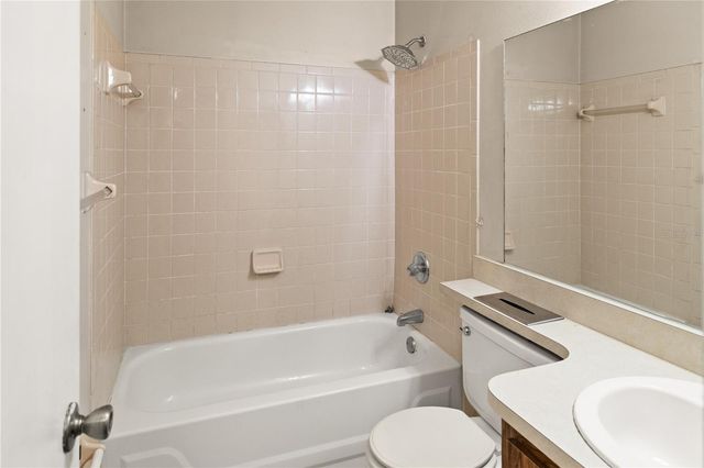 39132 COUNTY ROAD 54 2172, Zephyrhills, FL 33542