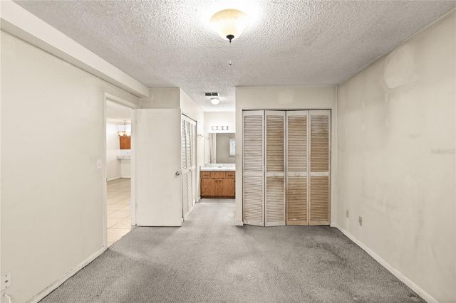 39132 COUNTY ROAD 54 2172, Zephyrhills, FL 33542