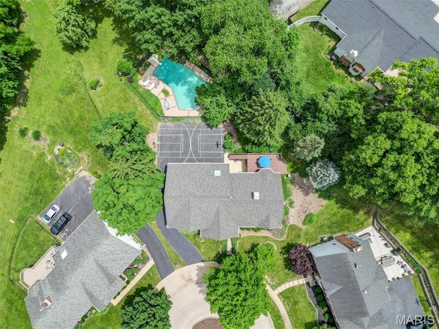 201 W Manor Dr. Drive, Chesterfield, MO 63017