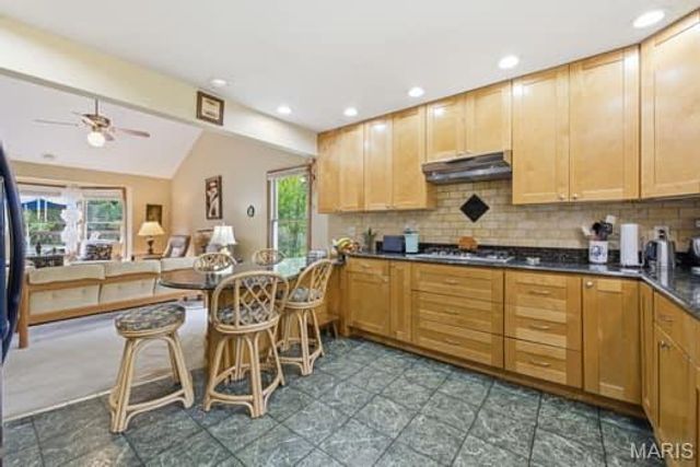 201 W Manor Dr. Drive, Chesterfield, MO 63017