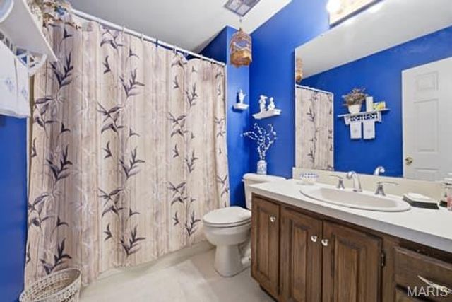 201 W Manor Dr. Drive, Chesterfield, MO 63017