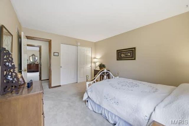 201 W Manor Dr. Drive, Chesterfield, MO 63017