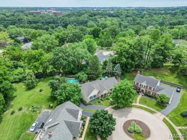 201 W Manor Dr. Drive, Chesterfield, MO 63017