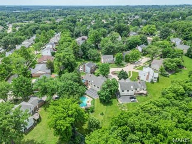 201 W Manor Dr. Drive, Chesterfield, MO 63017