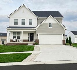 251 Quartz Way, White Lake Twp, MI 48386