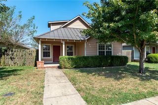 3908 SW Ridgepointe Avenue, Bentonville, AR 72712