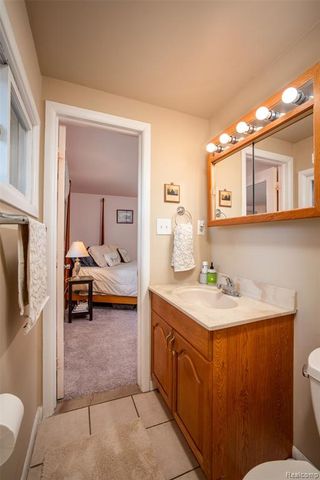 6826 Spruce Drive, Bloomfield Hills, MI 48301