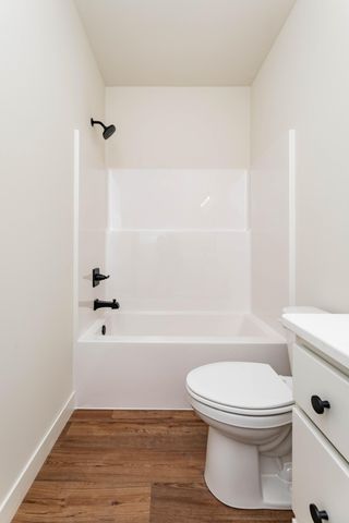 6723 66th Avenue S, Horace, ND 58047