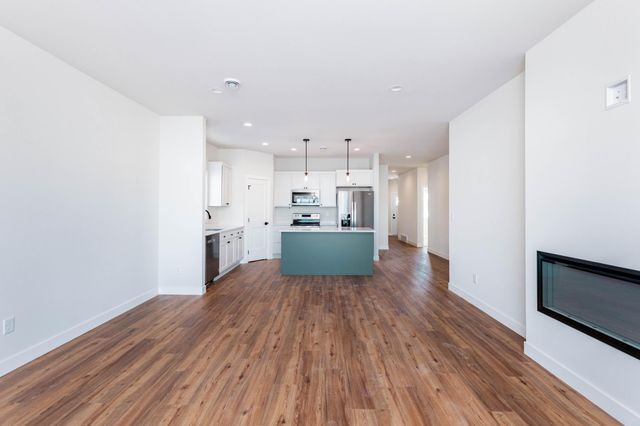 6723 66th Avenue S, Horace, ND 58047