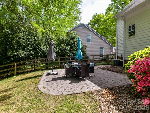 7219 Fortrose Lane, Charlotte, NC 28277