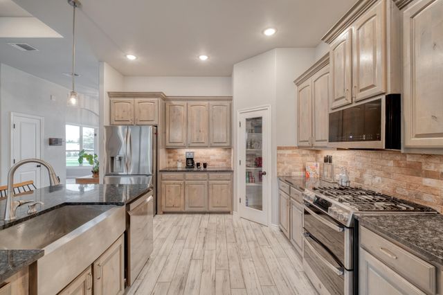 101 Enclave Park CV, Georgetown, TX 78633