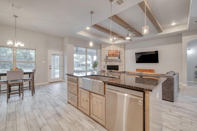101 Enclave Park CV, Georgetown, TX 78633