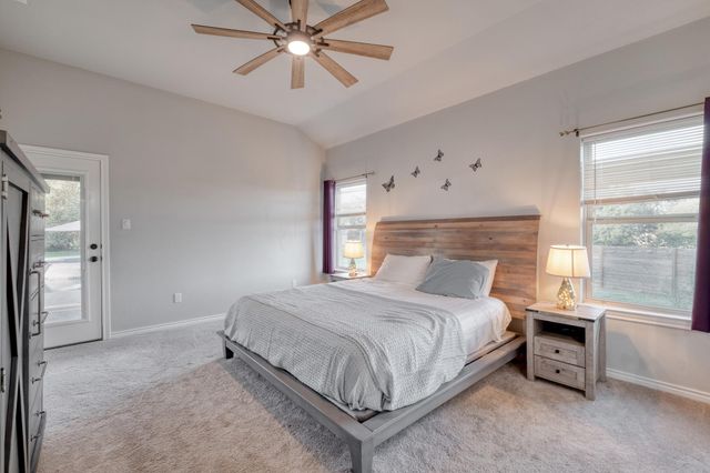 101 Enclave Park CV, Georgetown, TX 78633