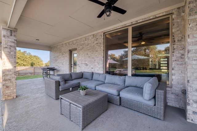 101 Enclave Park CV, Georgetown, TX 78633