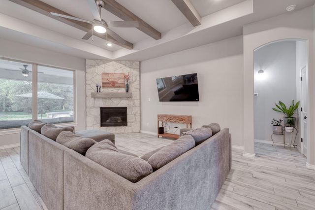 101 Enclave Park CV, Georgetown, TX 78633