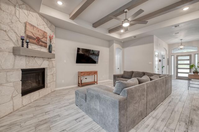 101 Enclave Park CV, Georgetown, TX 78633